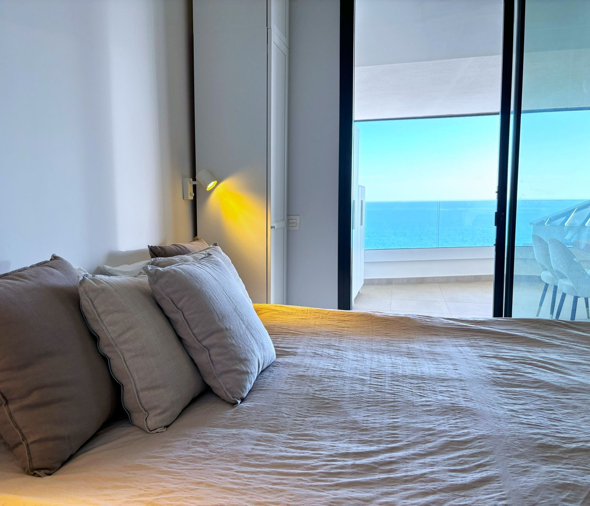 2 Bed Apartment for sale in Fuengirola Costa Del Sol, Málaga, Spain