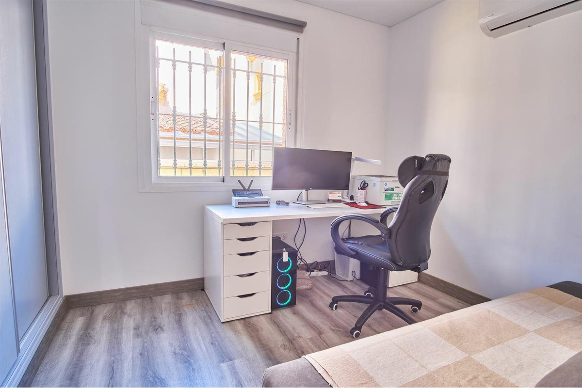 Se vende Villa - Chalet de 3 dormitorios en Costa Blanca, Alicante, España