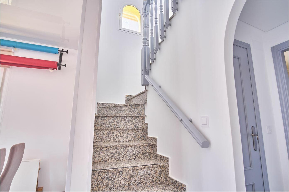 Se vende Villa - Chalet de 3 dormitorios en Costa Blanca, Alicante, España