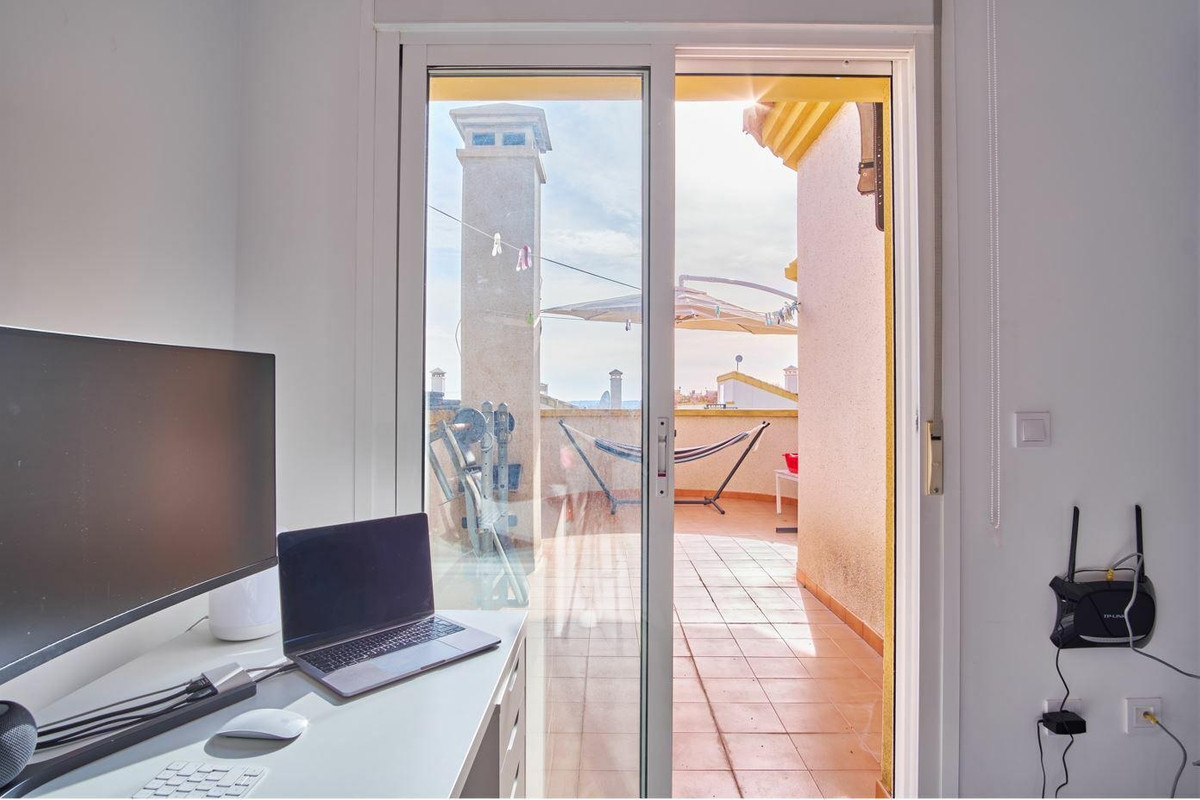Se vende Villa - Chalet de 3 dormitorios en Costa Blanca, Alicante, España