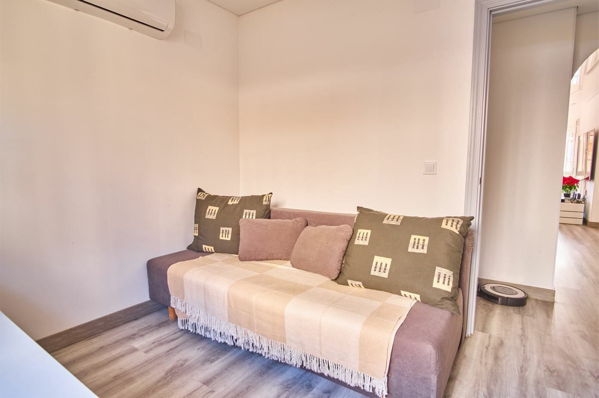 Se vende Villa - Chalet de 3 dormitorios en Costa Blanca, Alicante, España
