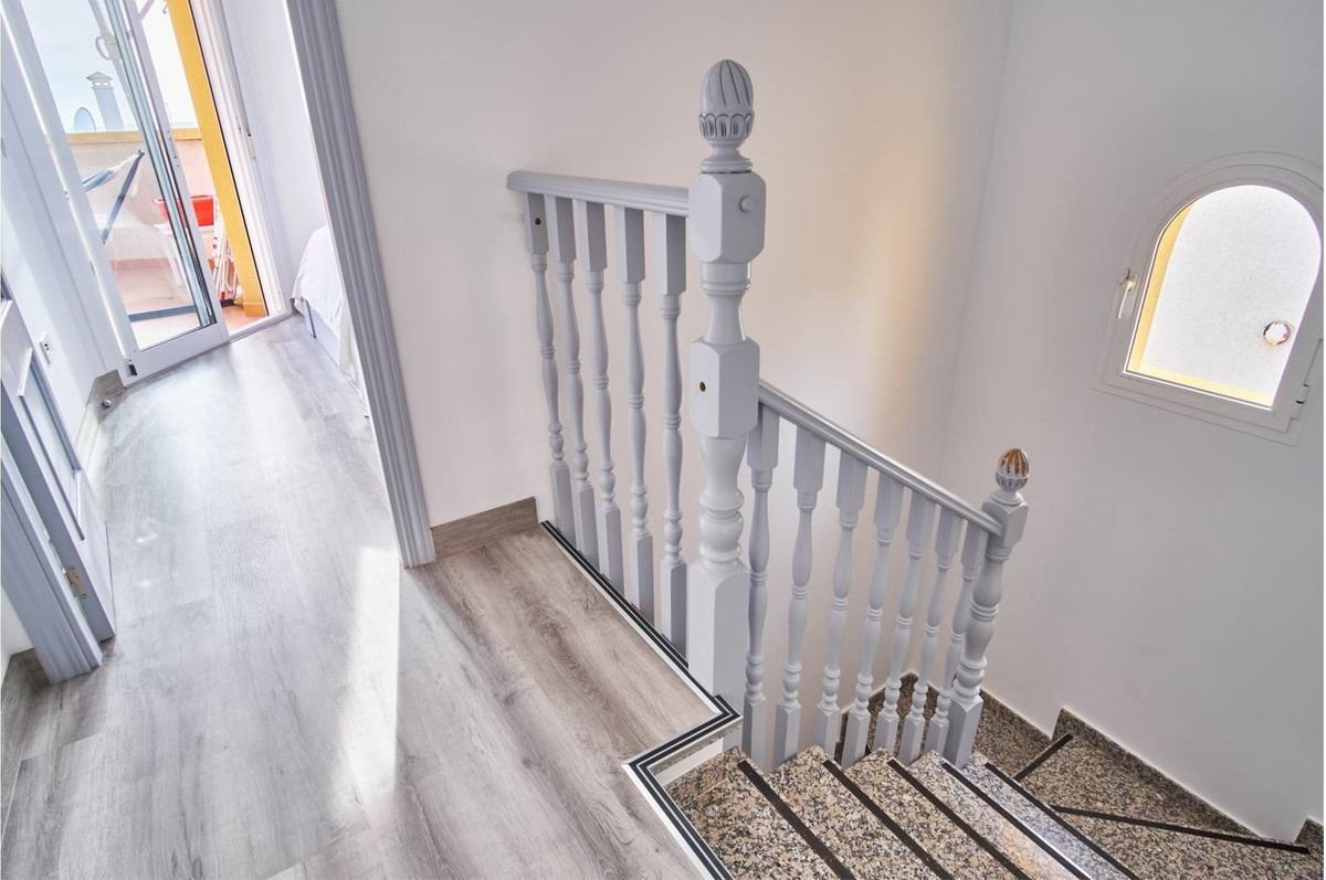 Se vende Villa - Chalet de 3 dormitorios en Costa Blanca, Alicante, España