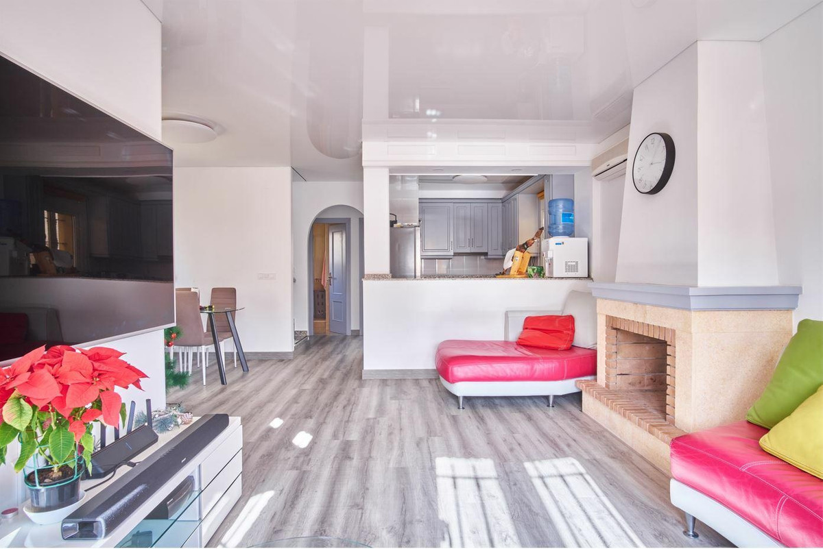 Se vende Villa - Chalet de 3 dormitorios en Costa Blanca, Alicante, España