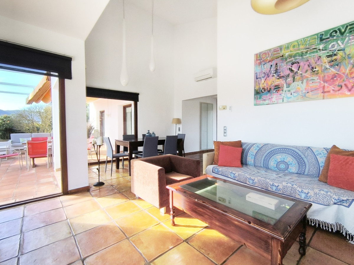 5 Bed Townhouse for sale in Ondara Costa Blanca, Alicante, Spain
