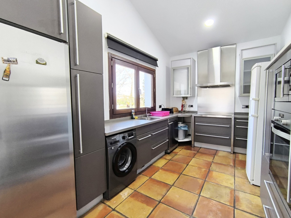 5 Bed Townhouse for sale in Ondara Costa Blanca, Alicante, Spain