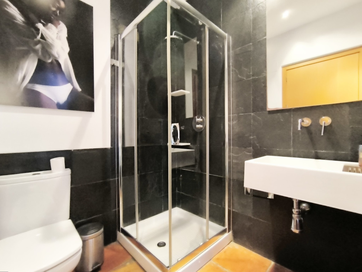 5 Bed Townhouse for sale in Ondara Costa Blanca, Alicante, Spain