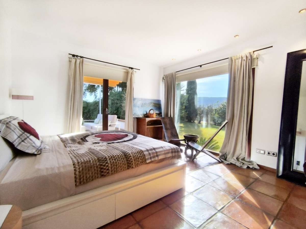 5 Bed Townhouse for sale in Ondara Costa Blanca, Alicante, Spain