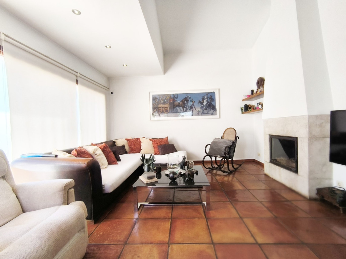 5 Bed Townhouse for sale in Ondara Costa Blanca, Alicante, Spain
