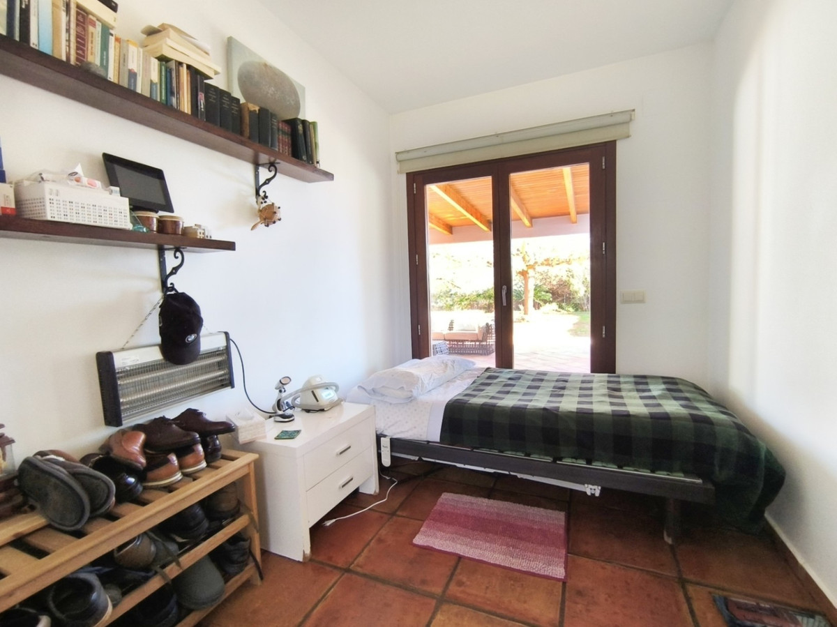 5 Bed Townhouse for sale in Ondara Costa Blanca, Alicante, Spain