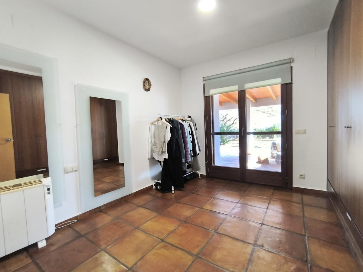 5 Bed Townhouse for sale in Ondara Costa Blanca, Alicante, Spain
