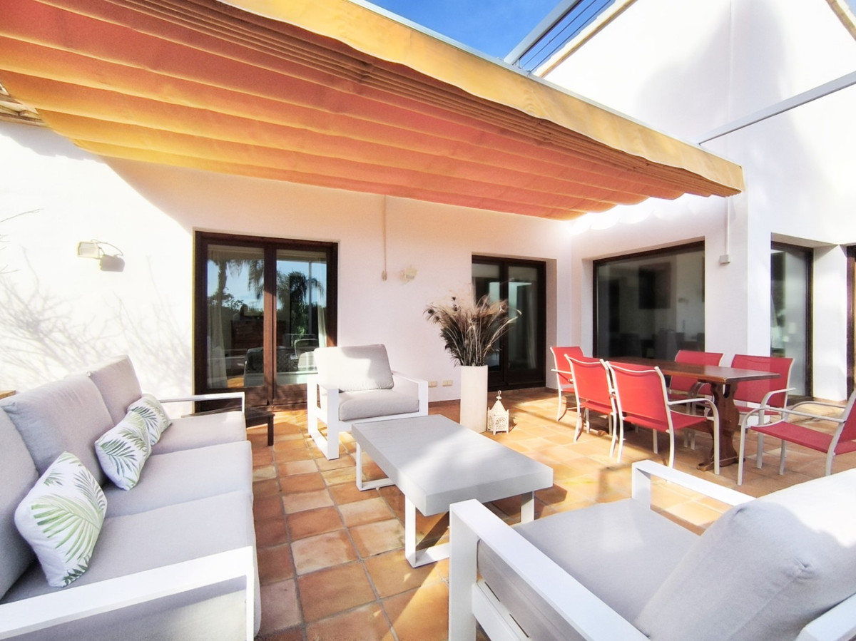 5 Bed Townhouse for sale in Ondara Costa Blanca, Alicante, Spain