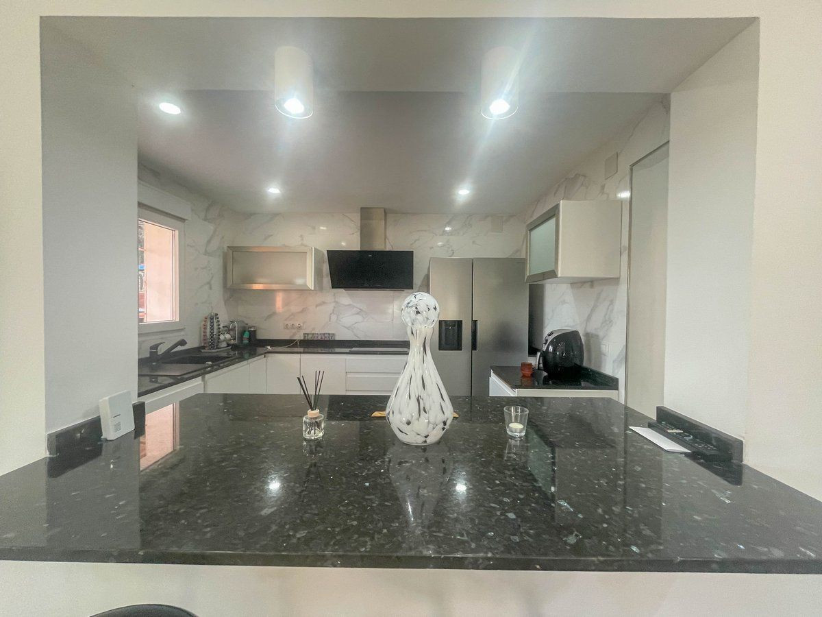 Se vende Villa - Chalet de 3 dormitorios en Costa Blanca, Alicante, España