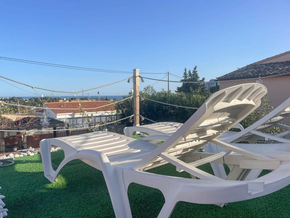 Se vende Villa - Chalet de 3 dormitorios en Costa Blanca, Alicante, España