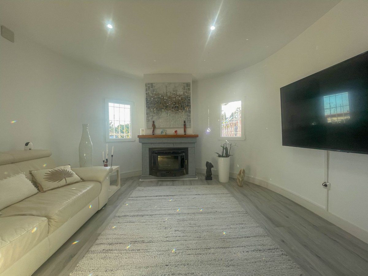 Se vende Villa - Chalet de 3 dormitorios en Costa Blanca, Alicante, España