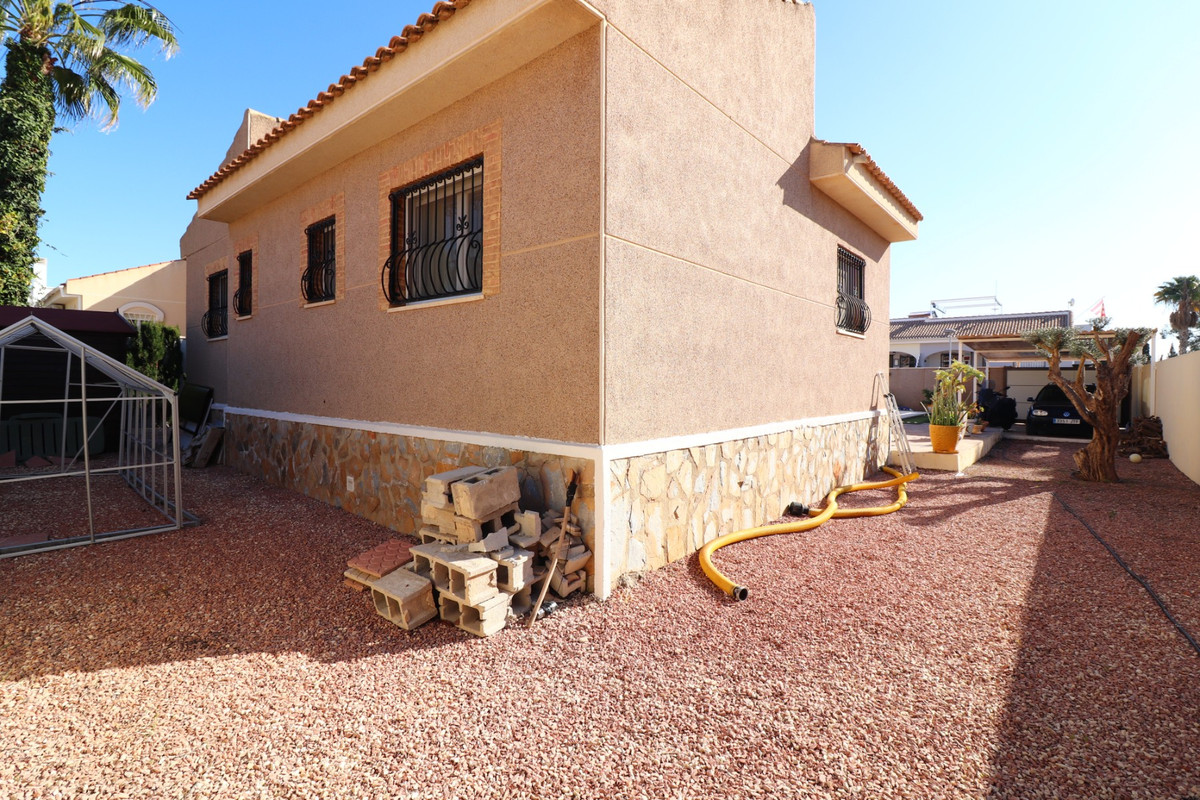 Se vende Villa - Chalet de 3 dormitorios en Costa Blanca, Alicante, España