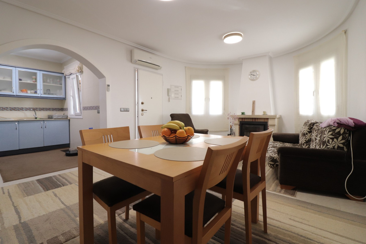Se vende Villa - Chalet de 3 dormitorios en Costa Blanca, Alicante, España
