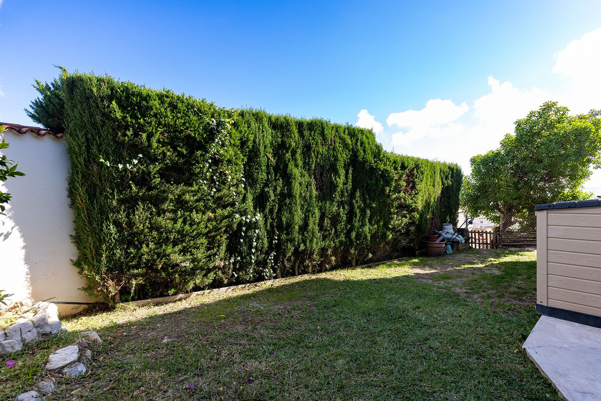 3 Bed Townhouse for sale in Torreblanca Costa Del Sol, Málaga, Spain
