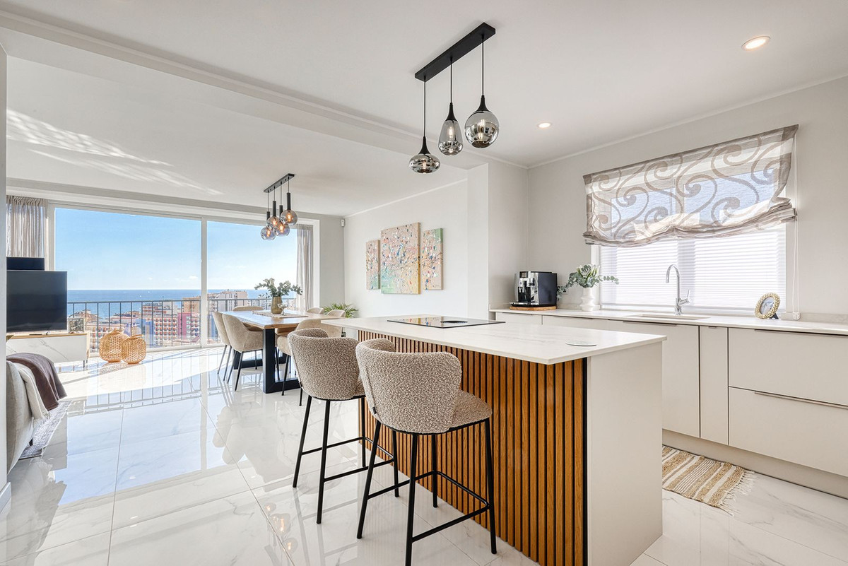 3 Bed Townhouse for sale in Torreblanca Costa Del Sol, Málaga, Spain