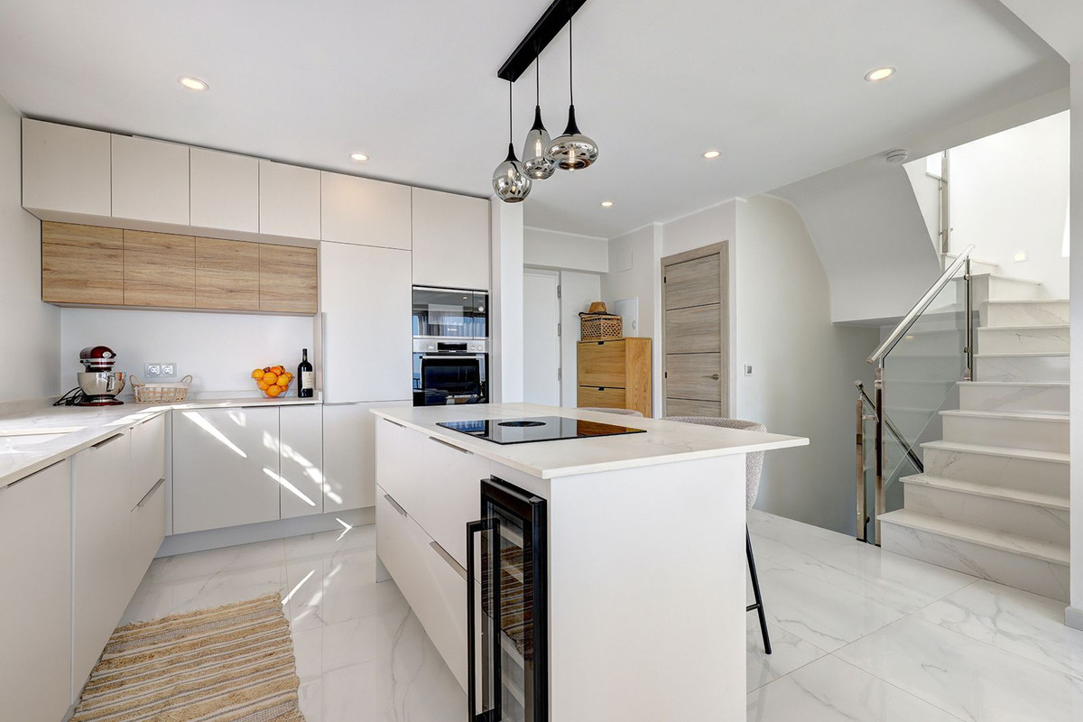3 Bed Townhouse for sale in Torreblanca Costa Del Sol, Málaga, Spain