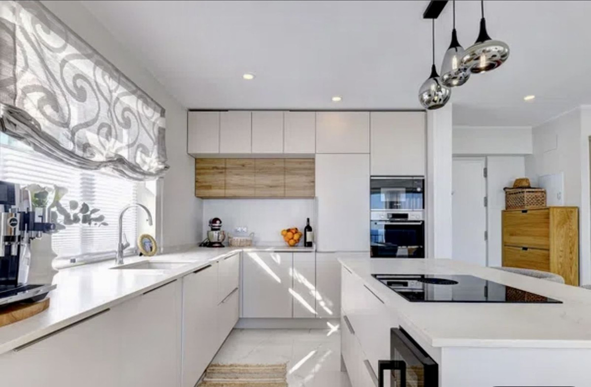 3 Bed Townhouse for sale in Torreblanca Costa Del Sol, Málaga, Spain