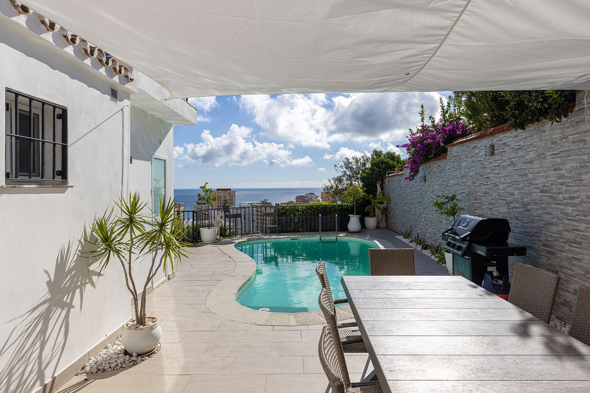 3 Bed Townhouse for sale in Torreblanca Costa Del Sol, Málaga, Spain