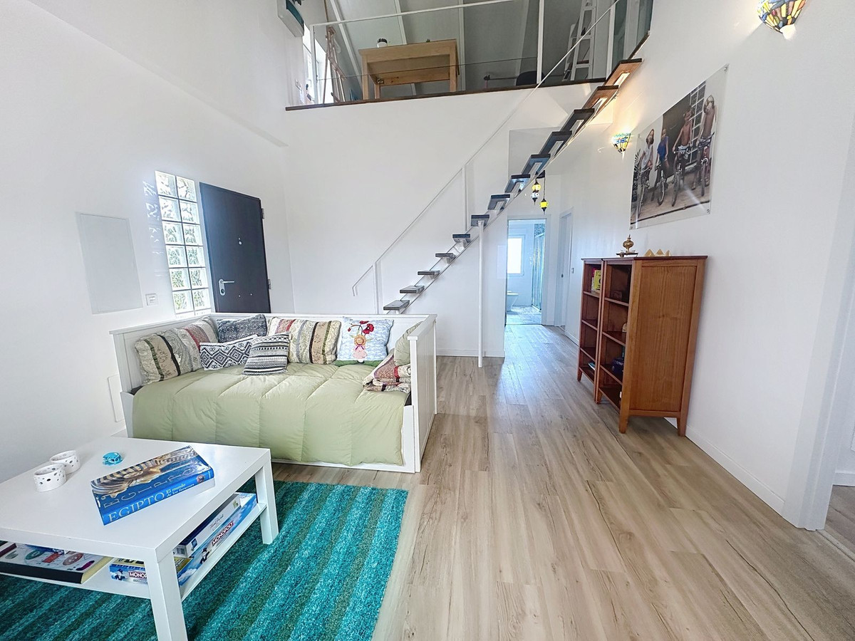 Se vende Villa - Chalet de 5 dormitorios en Costa Del Sol, Málaga, España