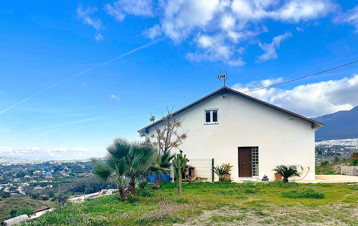 Se vende Villa - Chalet de 5 dormitorios en Costa Del Sol, Málaga, España