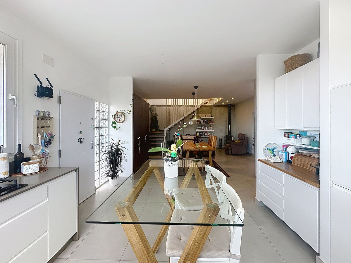 Se vende Villa - Chalet de 5 dormitorios en Costa Del Sol, Málaga, España