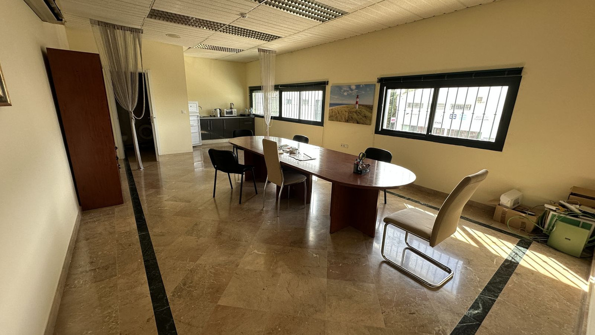 Se vende Negocio de 12 dormitorios en Costa Del Sol, Málaga, España