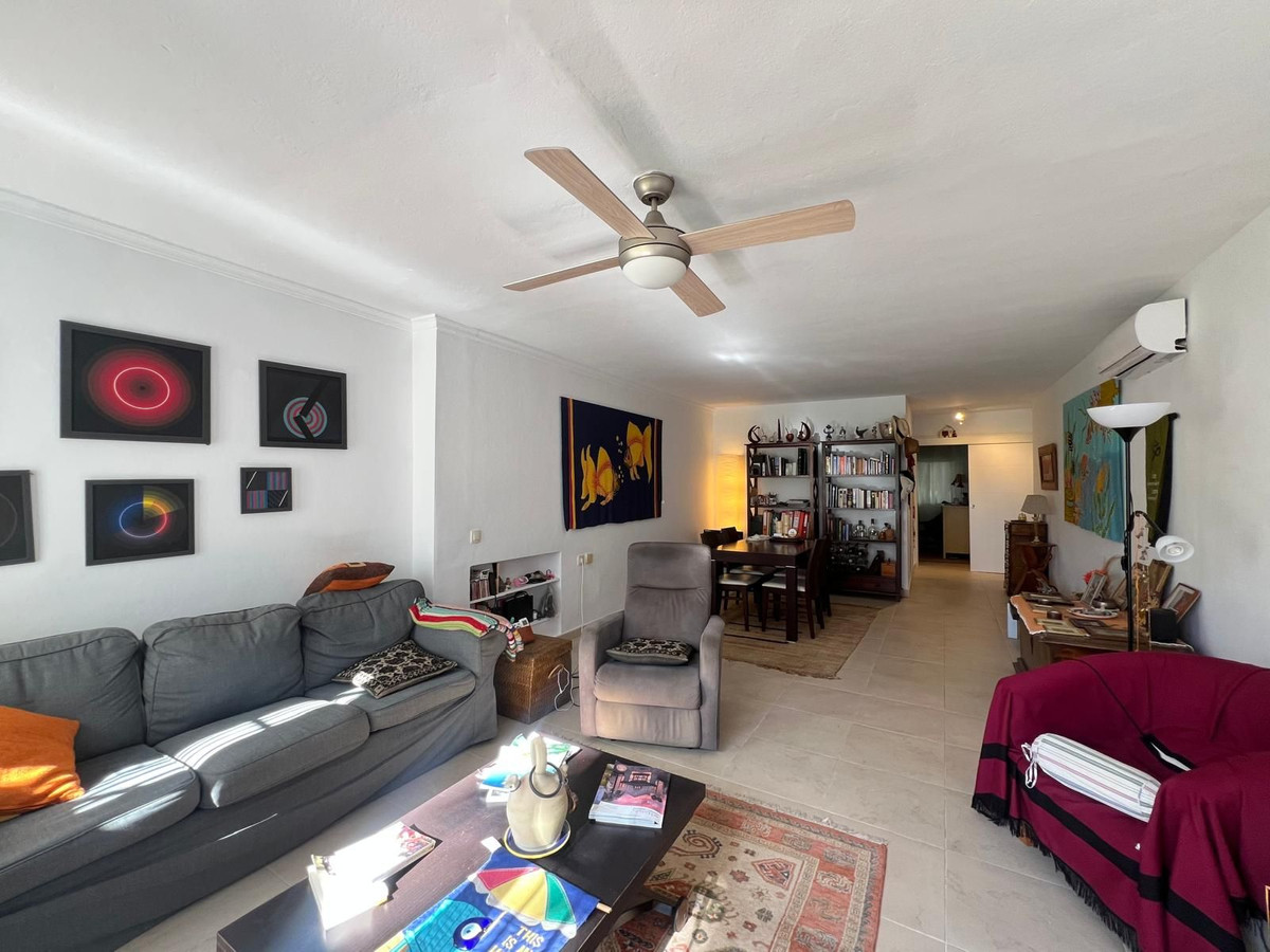 1 Bed Apartment for sale in Aloha Costa Del Sol, Málaga, Spain