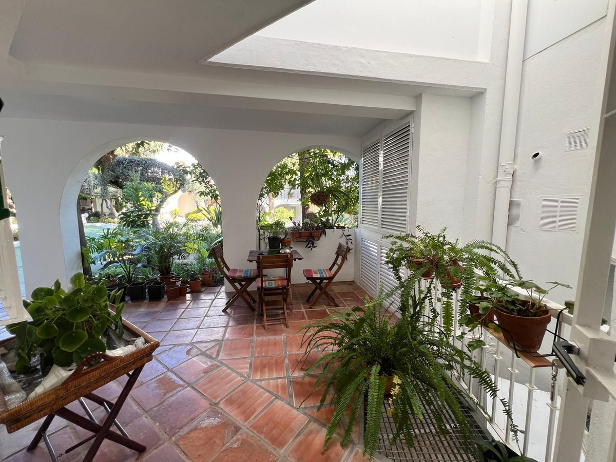1 Bed Apartment for sale in Aloha Costa Del Sol, Málaga, Spain