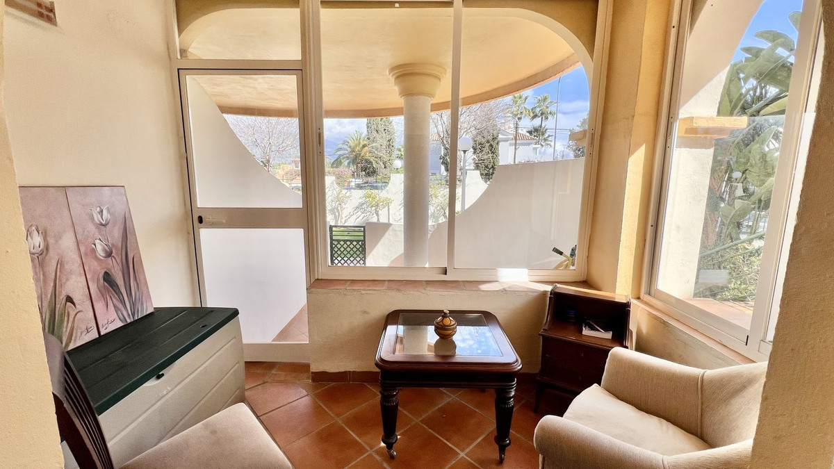 3 Bed Apartment for sale in Nueva Andalucía Costa Del Sol, Málaga, Spain