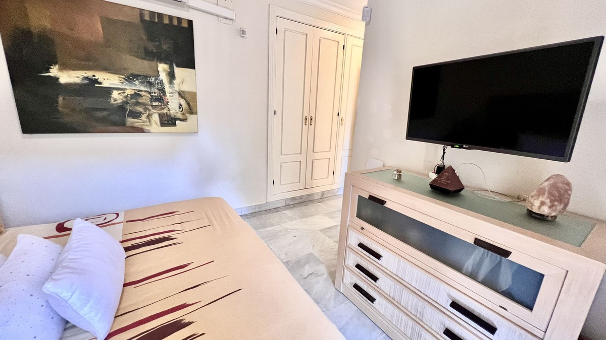 3 Bed Apartment for sale in Nueva Andalucía Costa Del Sol, Málaga, Spain