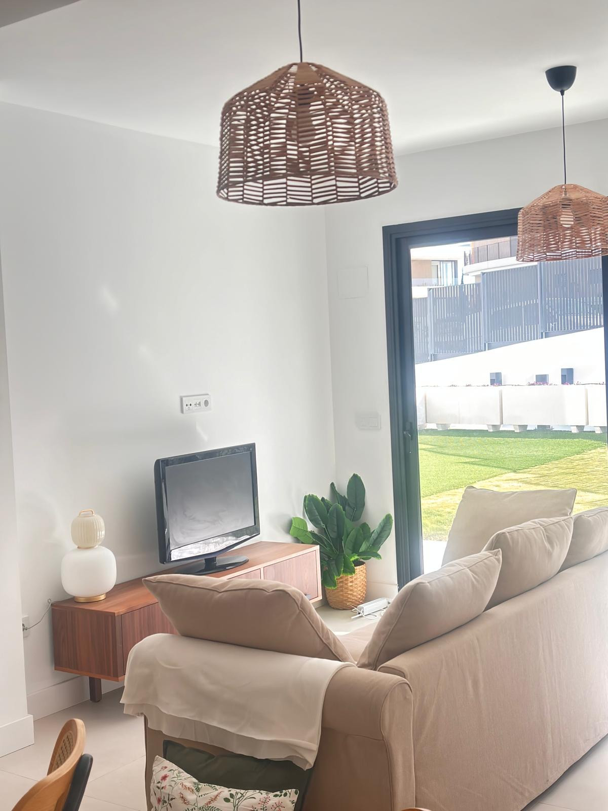 2 Bed Apartment for sale in Fuengirola Costa Del Sol, Málaga, Spain