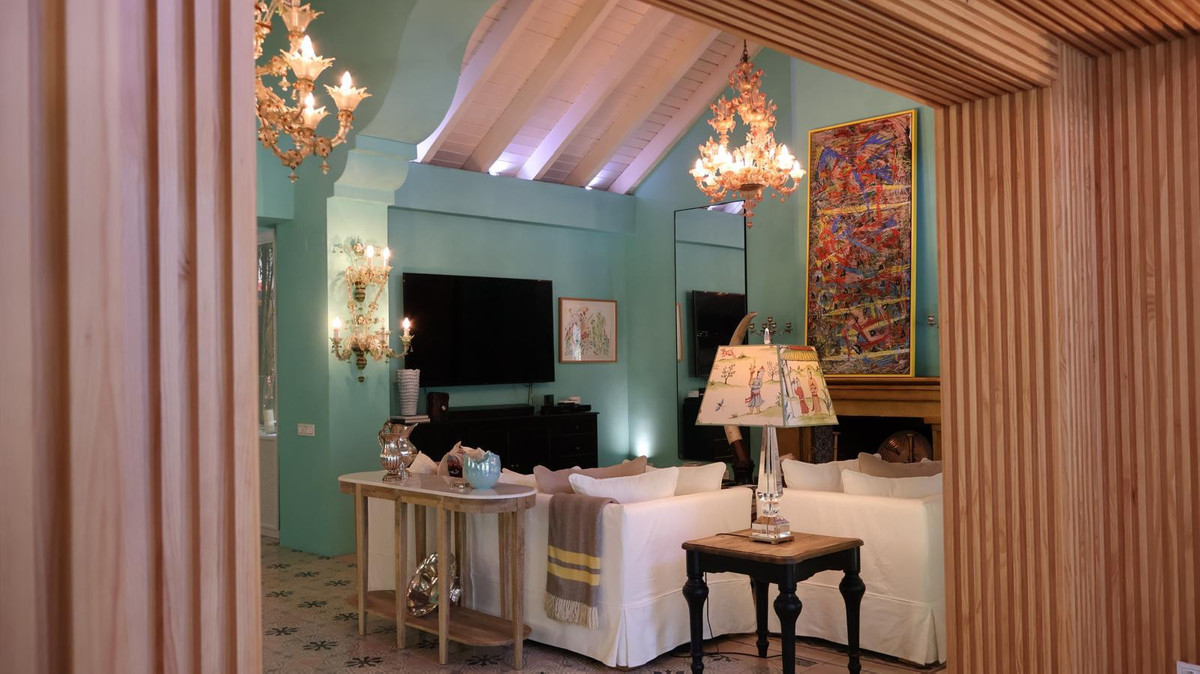 5 Bed Townhouse for sale in The Golden Mile Costa Del Sol, Málaga, Spain