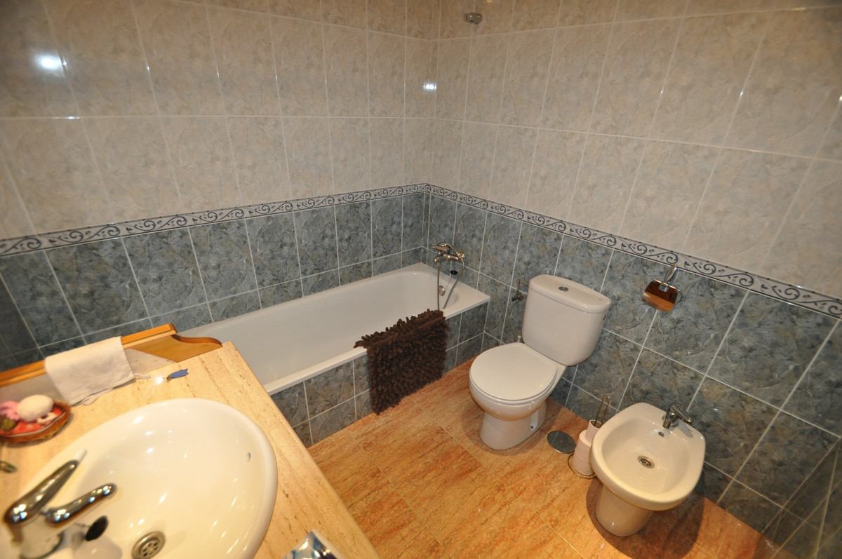 Se vende Adosada de 4 dormitorios en Costa Blanca, Alicante, España