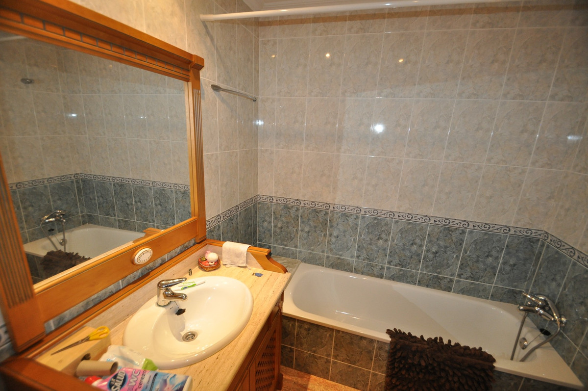 Se vende Adosada de 4 dormitorios en Costa Blanca, Alicante, España