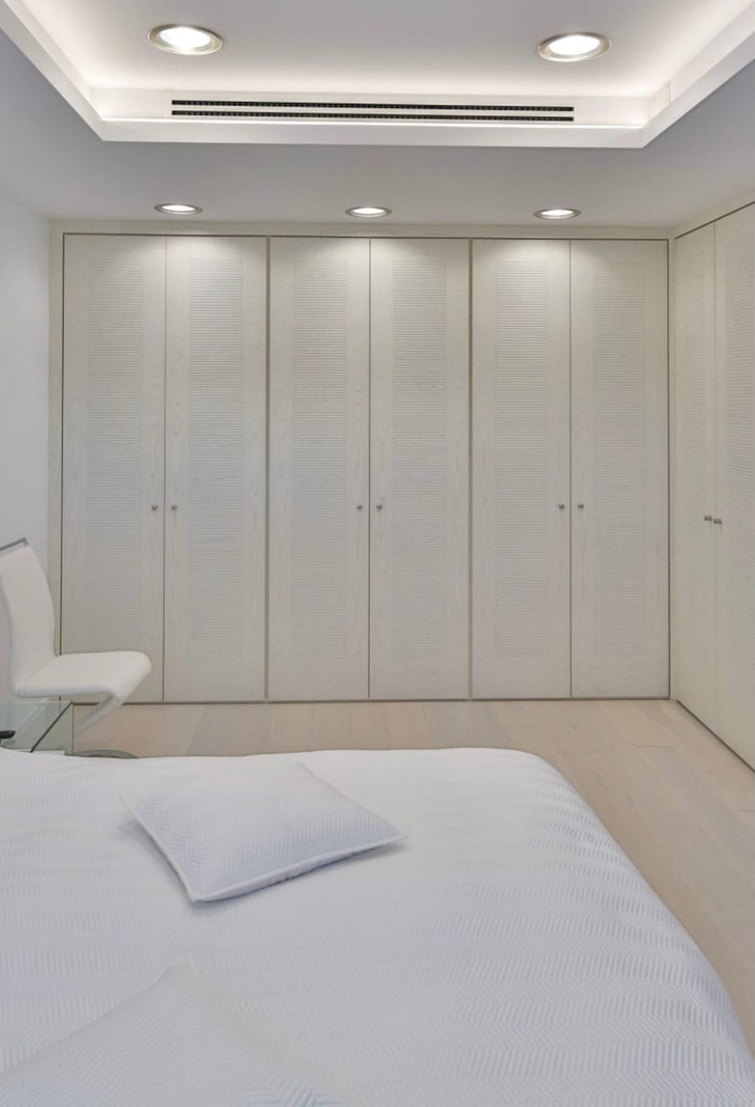 Se vende Villa - Chalet de 18 dormitorios en Costa Del Sol, Cadiz, España