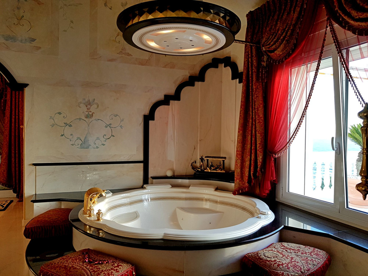 Se vende Ático de 4 dormitorios en Costa Del Sol, Málaga, España