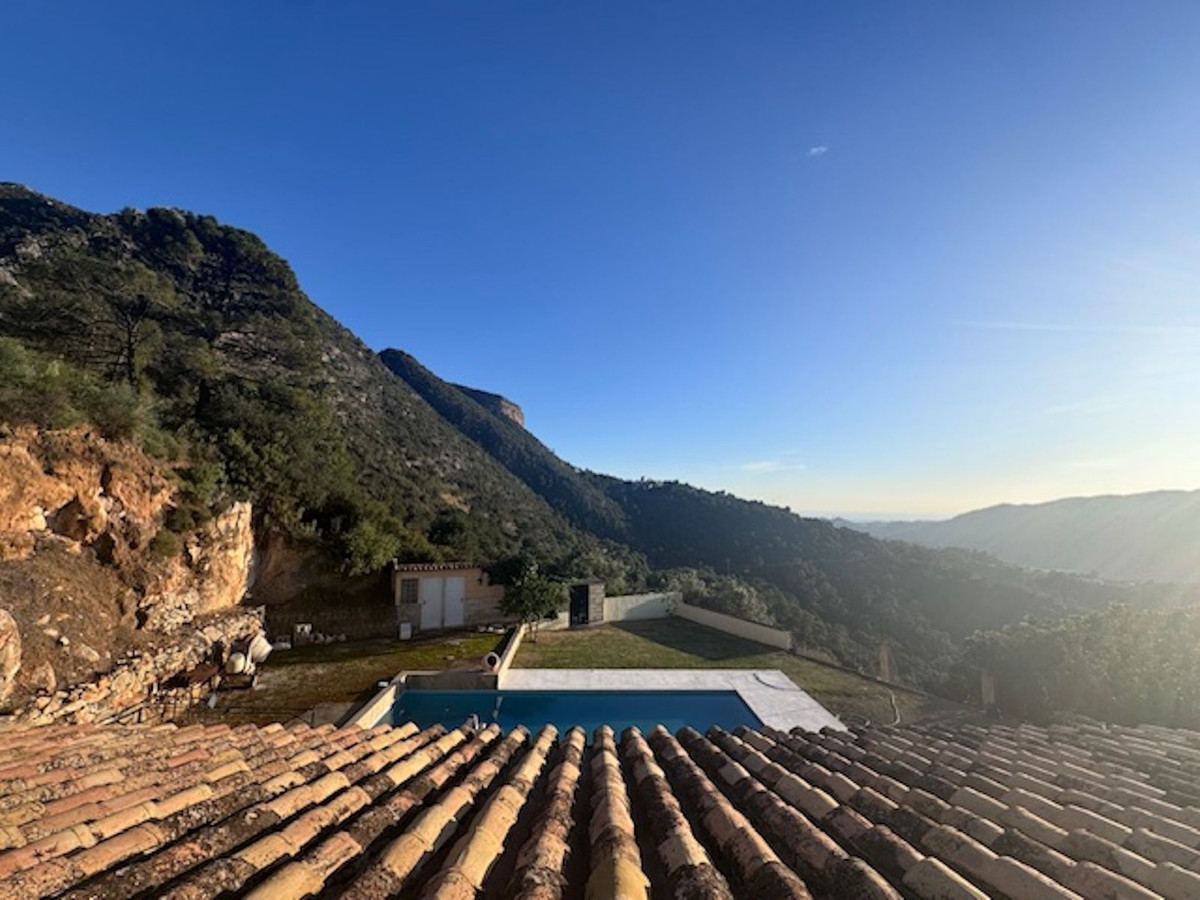 Se vende Villa - Chalet de 4 dormitorios en Costa Del Sol, Málaga, España