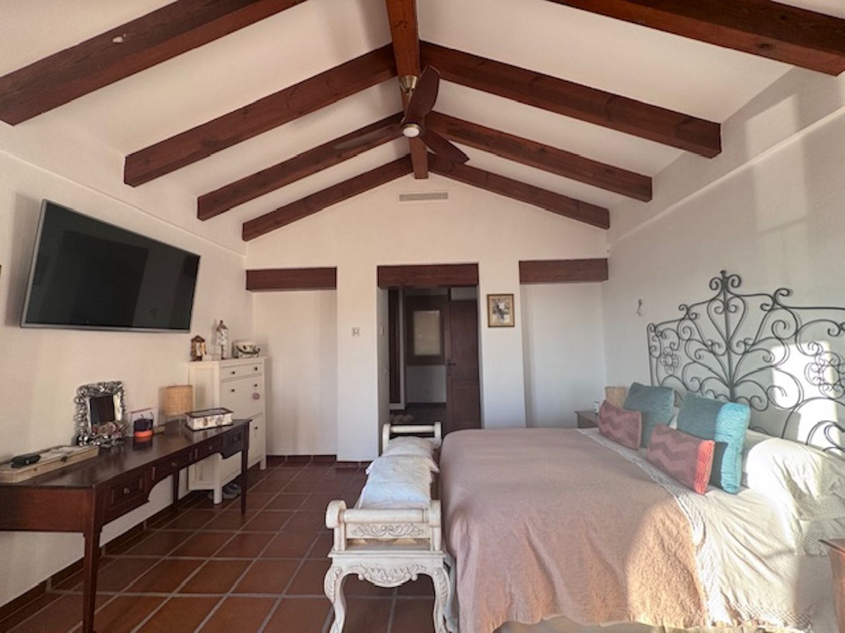 Se vende Villa - Chalet de 4 dormitorios en Costa Del Sol, Málaga, España