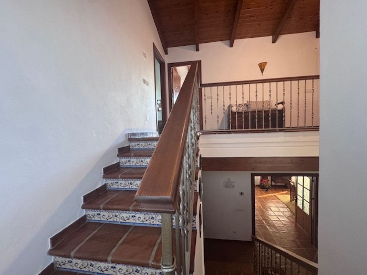 Se vende Villa - Chalet de 4 dormitorios en Costa Del Sol, Málaga, España