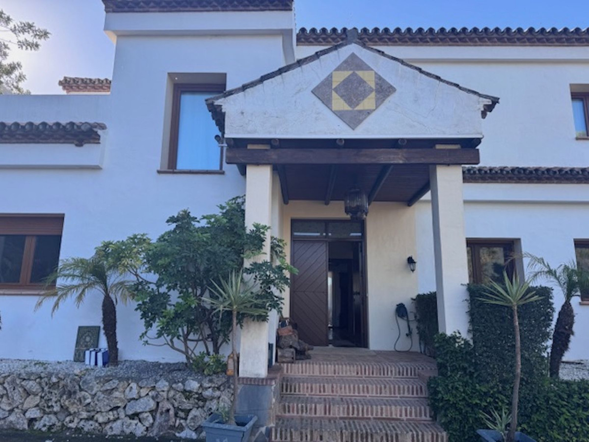Se vende Villa - Chalet de 4 dormitorios en Costa Del Sol, Málaga, España