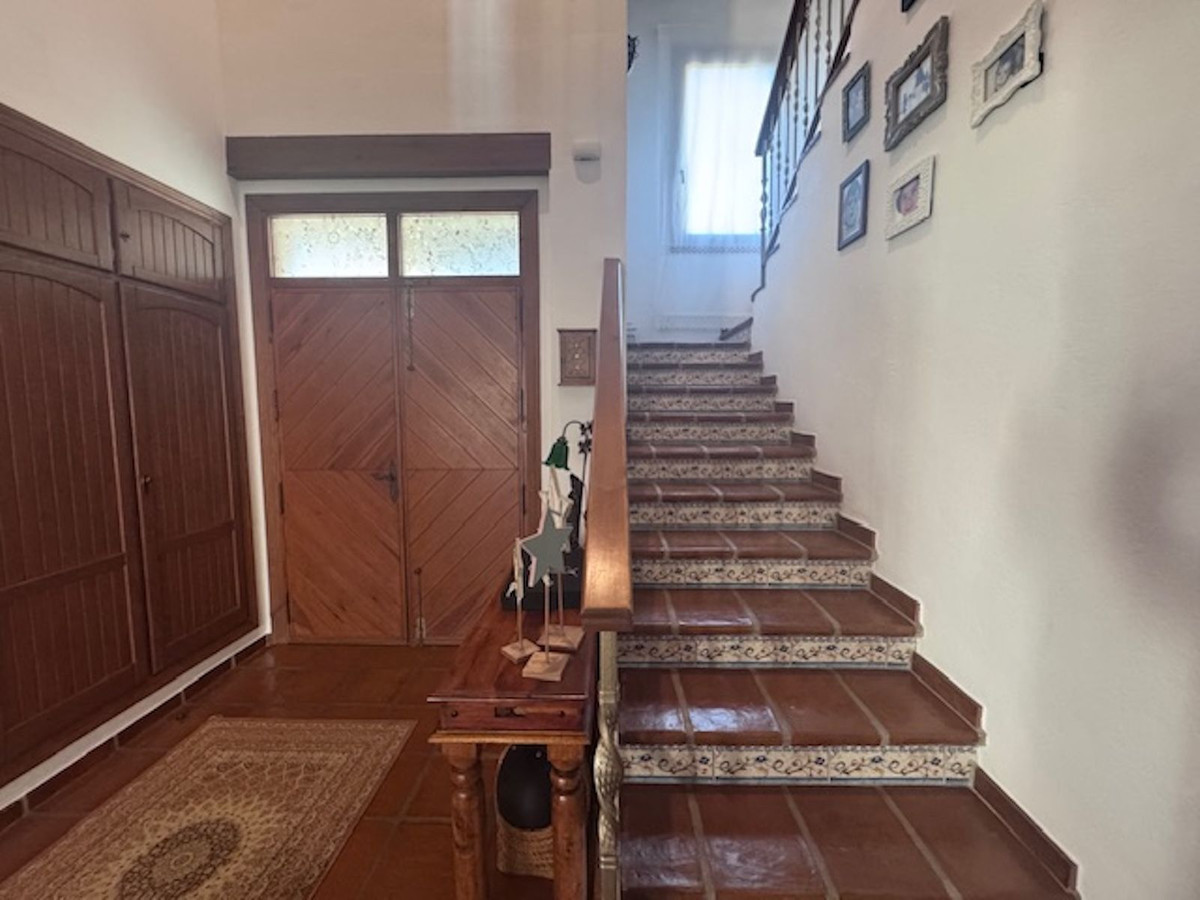 Se vende Villa - Chalet de 4 dormitorios en Costa Del Sol, Málaga, España