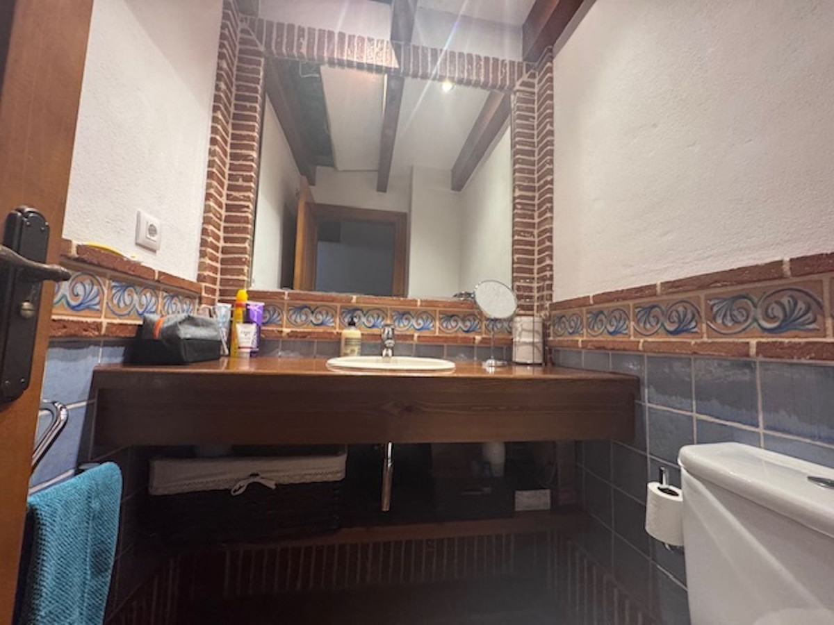 Se vende Villa - Chalet de 4 dormitorios en Costa Del Sol, Málaga, España