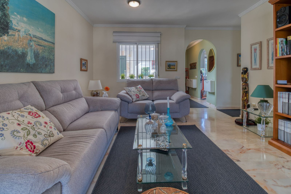 3 Bed Apartment for sale in Benalmadena Costa Del Sol, Málaga, Spain