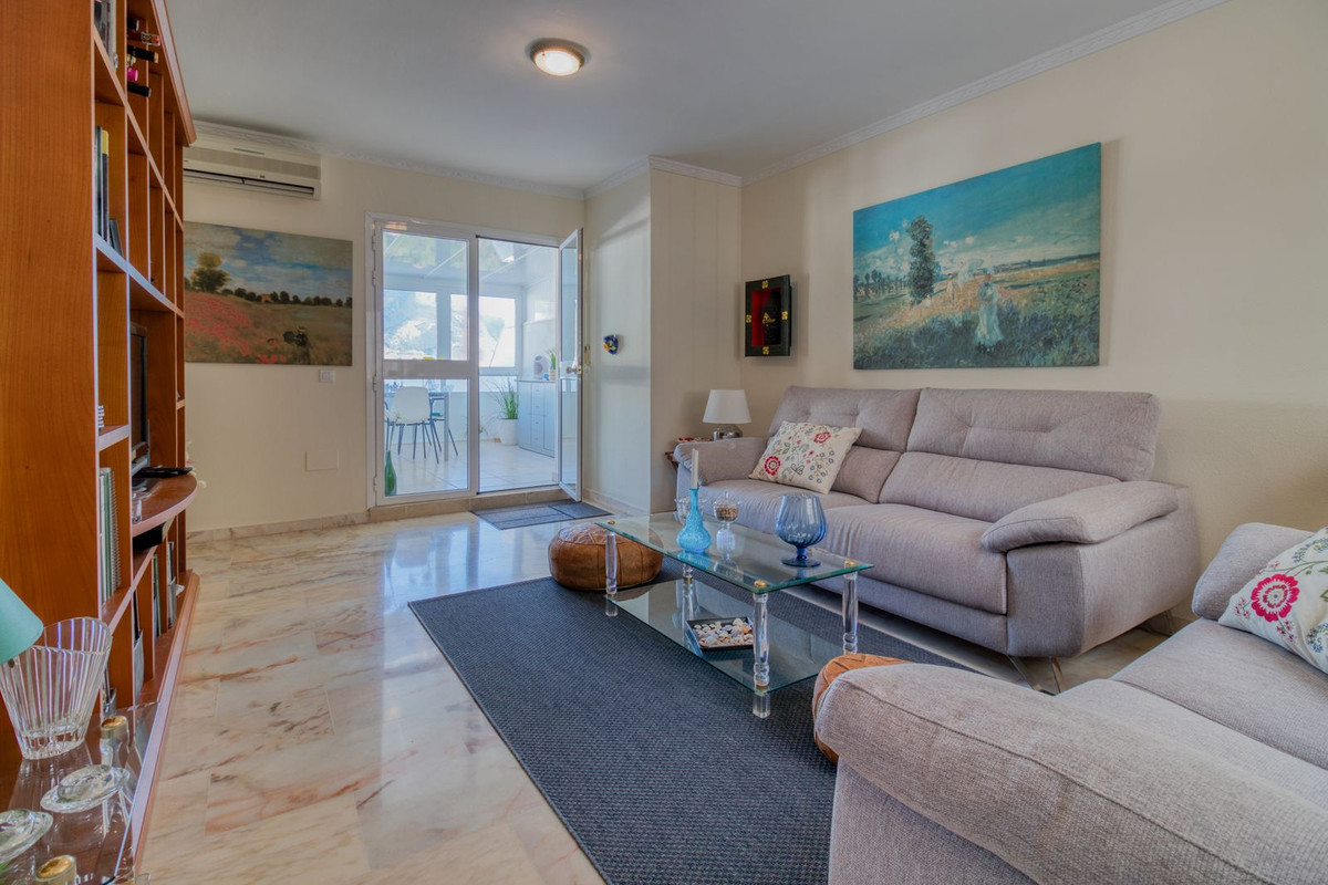 3 Bed Apartment for sale in Benalmadena Costa Del Sol, Málaga, Spain