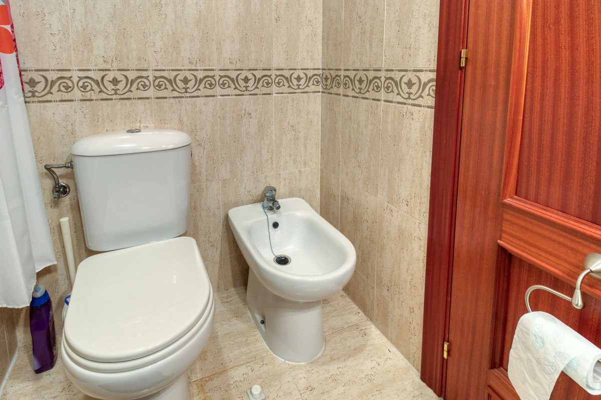 3 Bed Apartment for sale in Benalmadena Costa Del Sol, Málaga, Spain