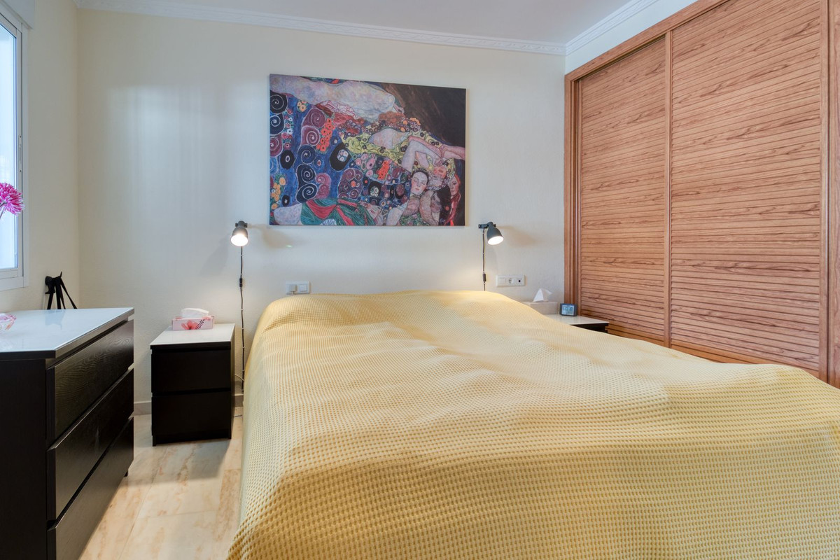 3 Bed Apartment for sale in Benalmadena Costa Del Sol, Málaga, Spain
