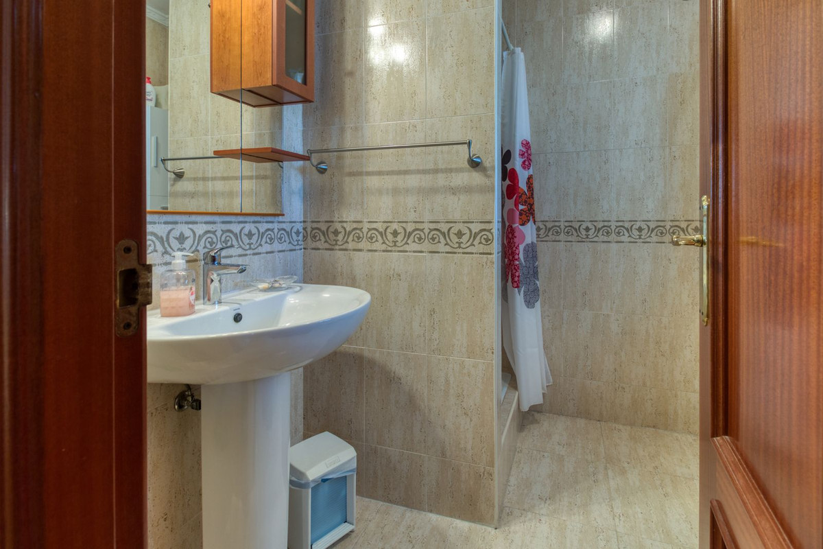 3 Bed Apartment for sale in Benalmadena Costa Del Sol, Málaga, Spain